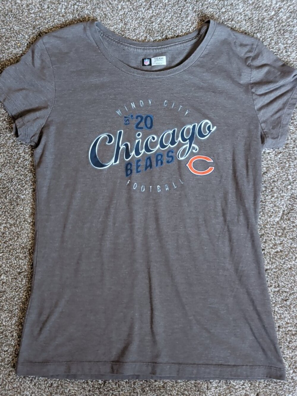 NFL Chicago Bears Womens Large Gray Round Neck Short Sleeve Team Shirt